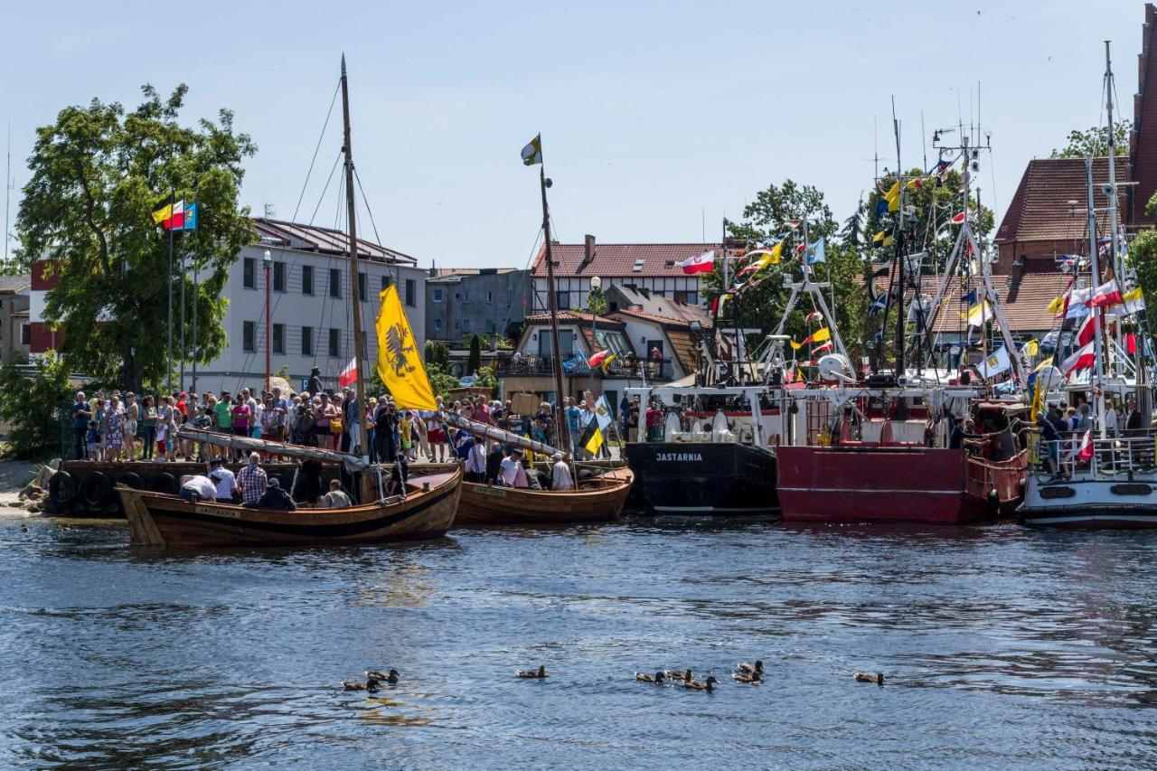 Ahoy Puck Apartament Przy Plazy Z Widokiem Na Morze Exteriör bild