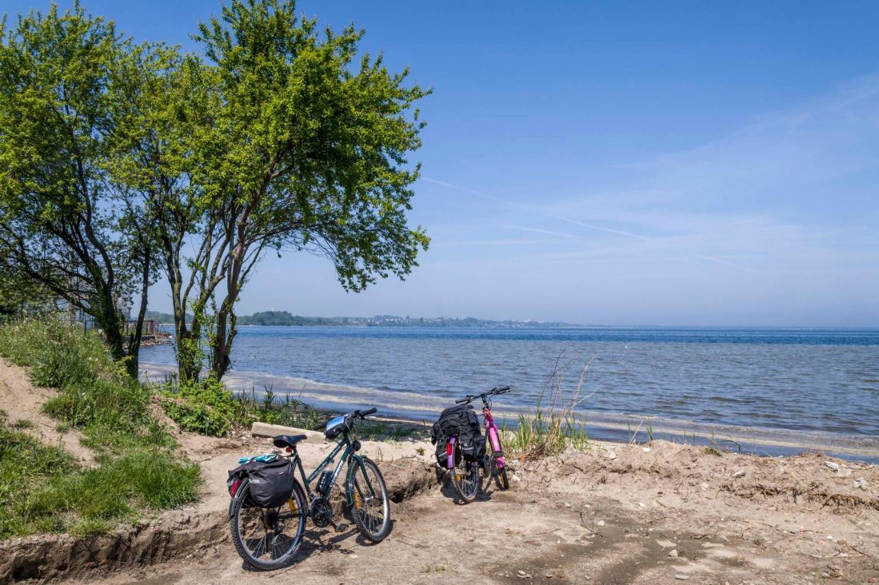 Ahoy Puck Apartament Przy Plazy Z Widokiem Na Morze Exteriör bild